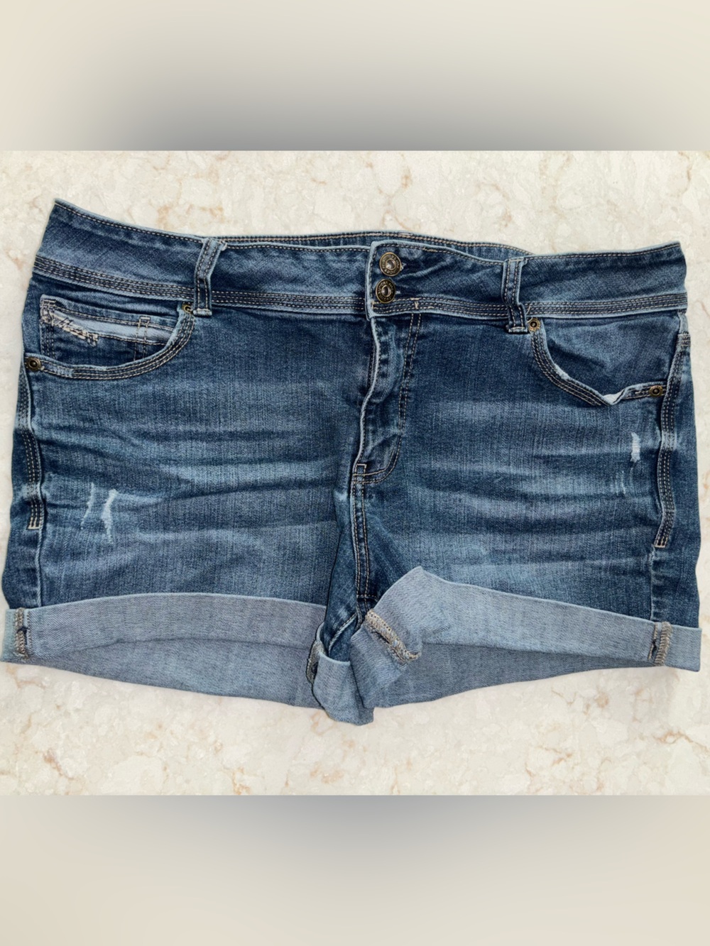 Maurice’s Rolled Hem Denim Shorts 3”